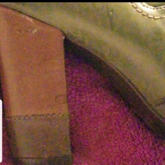 Double strapped, green vegan Maryjane pumps* see price firm - Picture 5 of 7